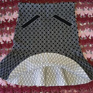 Sans Souci Fitted Knit Diamond Pattern flared, flounce hem Cotton Skirt EUC